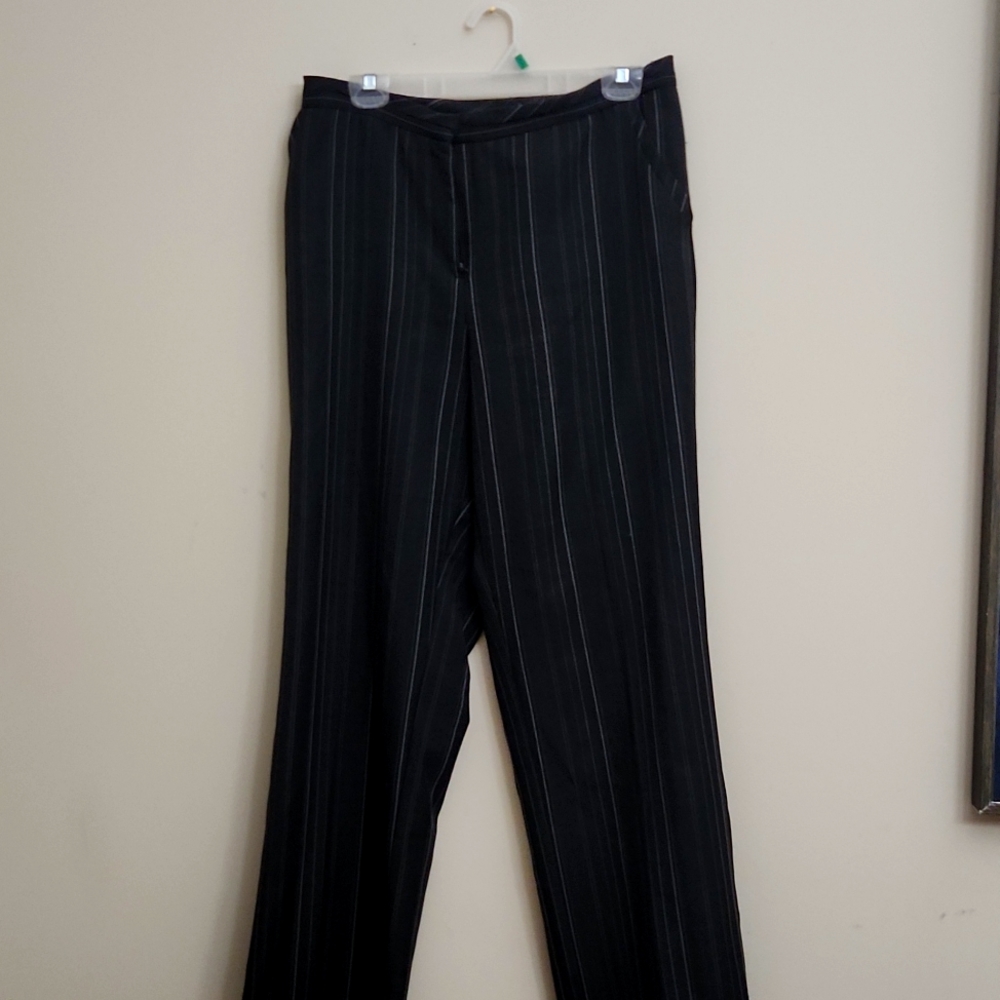 City Stretch New York & Company Size 14 Black and Creme Stripe Wide Leg Pants